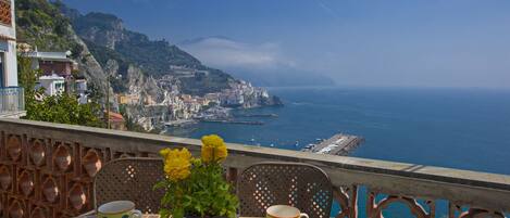 Appartement, 2 chambres, 2 salles de bains, vue mer