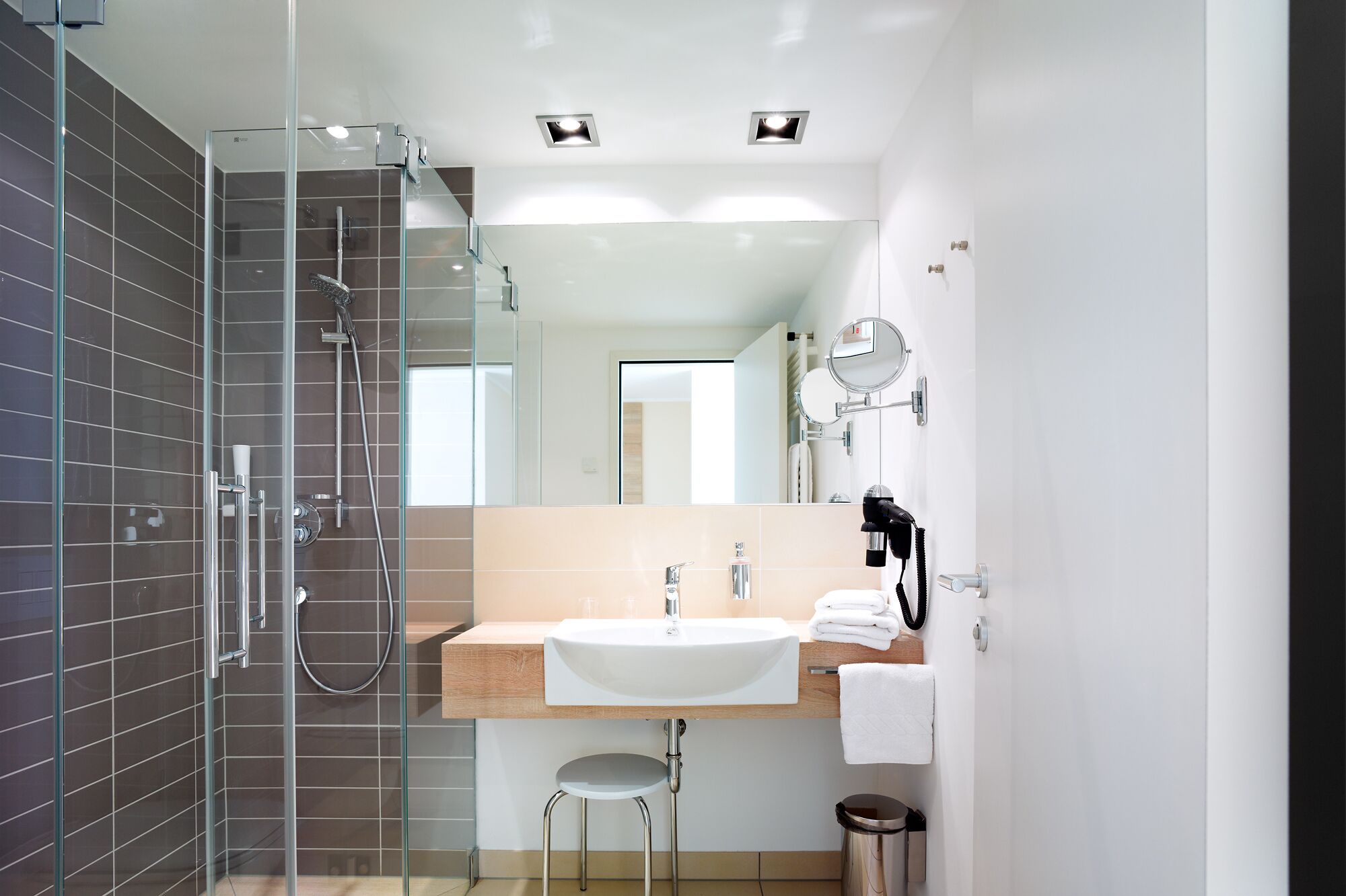 premium double room, lake view | bathroom | shower, free toiletries, hair dryer, towels