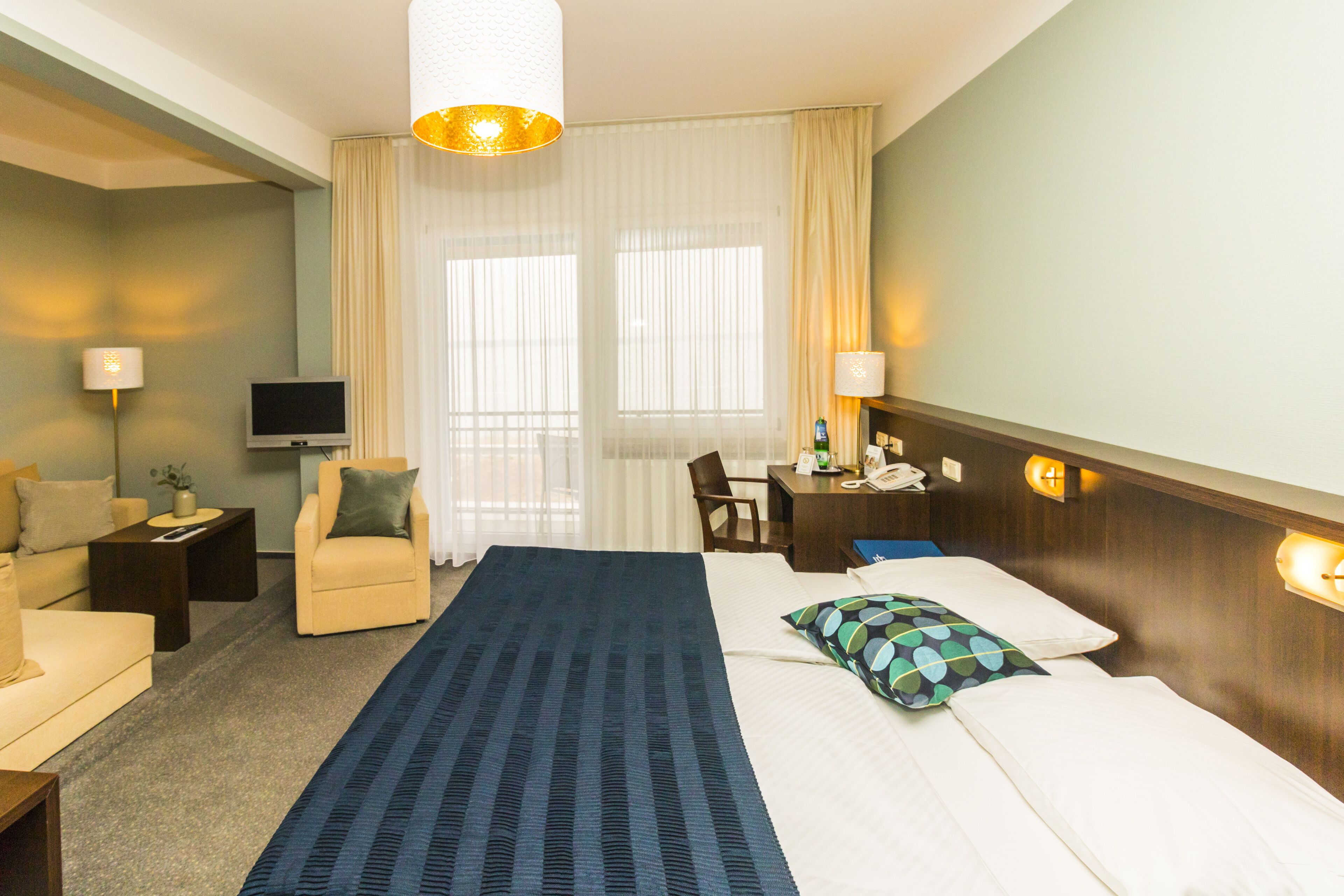 Doppelzimmer, Seeblick | Allergikerbettwaren, Zimmersafe, Schreibtisch, kostenloses WLAN