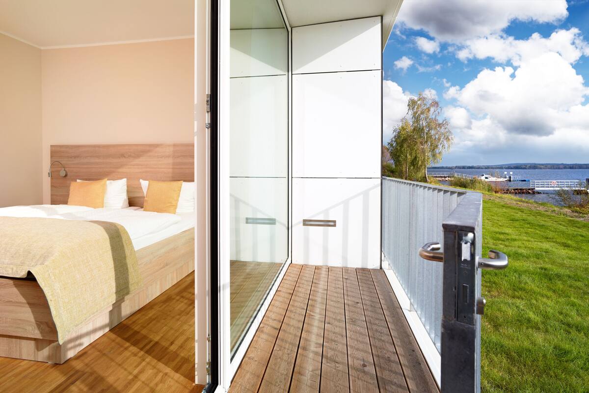 premium double room, lake view | terrace/patio