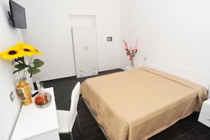 Minibar, in-room safe, desk