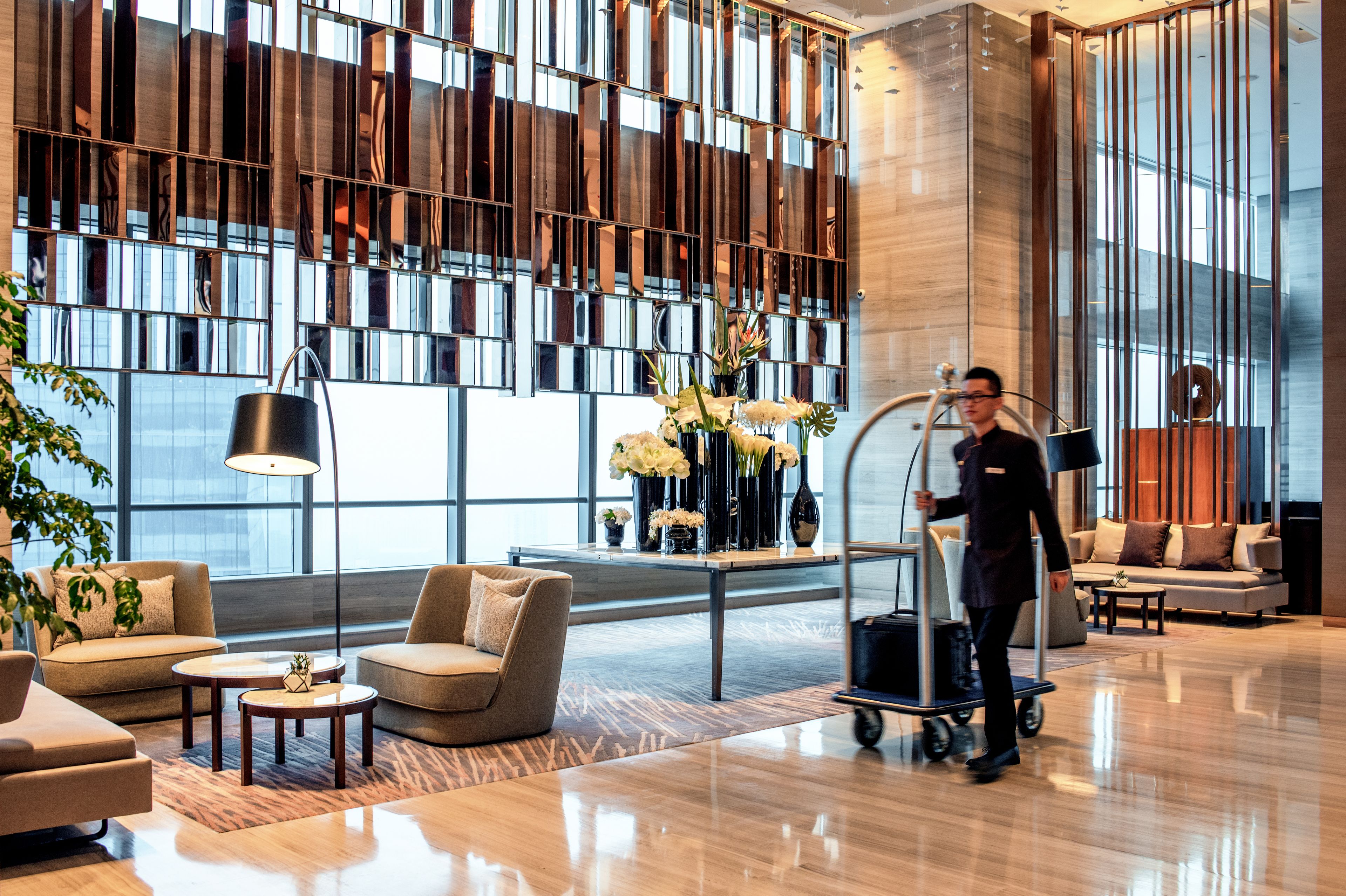 room, 1 king bed, accessible | premium bedding, down duvets, select comfort beds, minibar