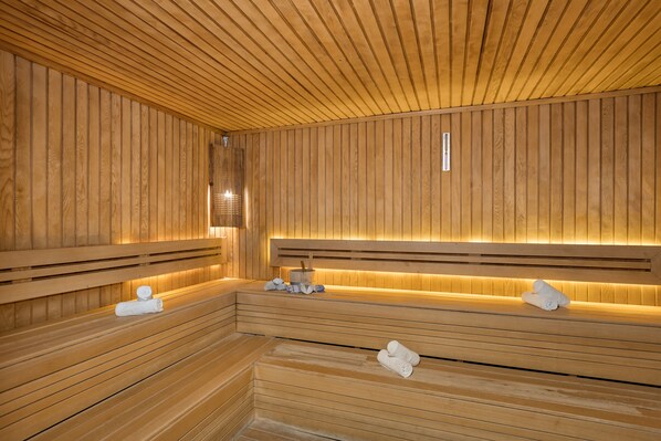 Turkish bath/hammam, body treatments, body wraps, body scrubs