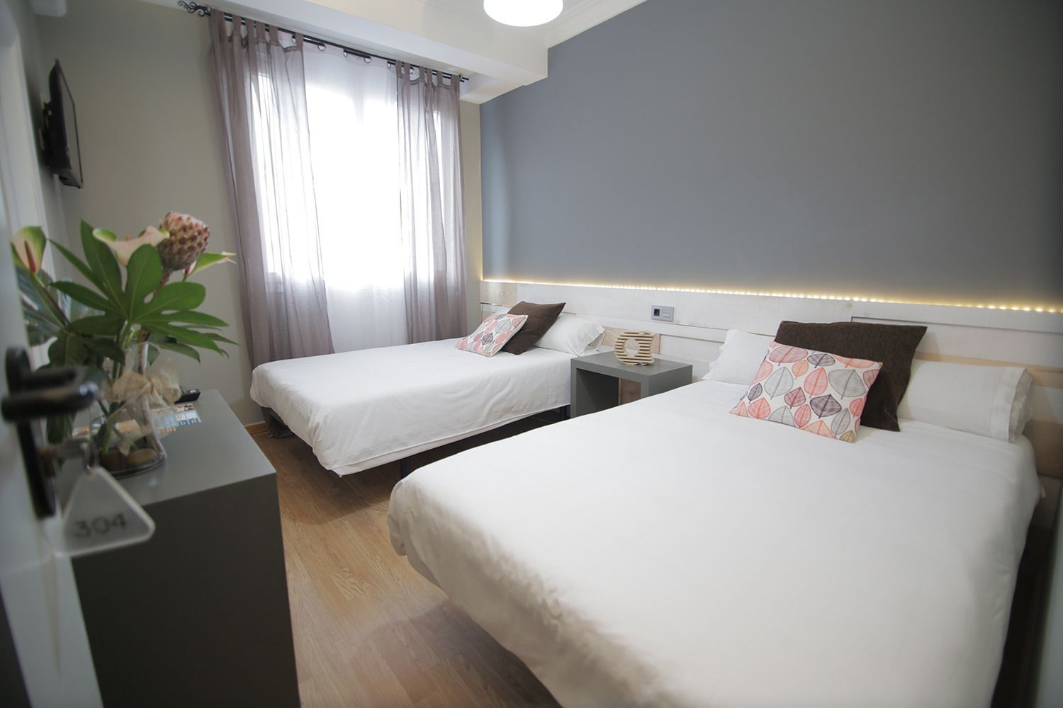 double or twin room | premium bedding, desk, free wifi, bed sheets