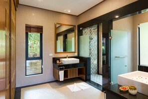 3 Bedroom Tree Villa | Badezimmer