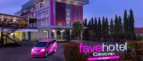 Fachada da propriedade