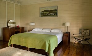 Phòng Premium, 3 phòng ngủ, quang cảnh vườn, cạnh sườn núi | 3 phòng ngủ, bộ trải giường bằng vải cotton Ai Cập 