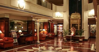 Quality Inn Residency