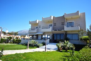 Exterior - Altis Hotel (Malia)