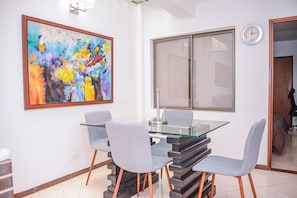 In-room dining - Brown Stone Apartments (Medellín)