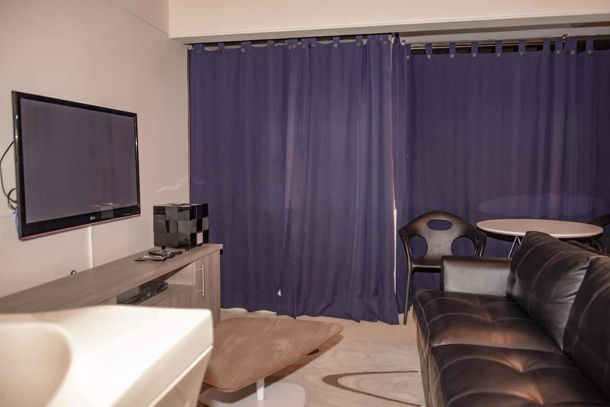 1 bedroom, in-room safe, individually decorated, individually furnished