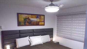 Comfort Apartment, 3 Bedrooms, Hot Tub, City View | 1 bedroom, in-room safe, individually decorated, individually furnished