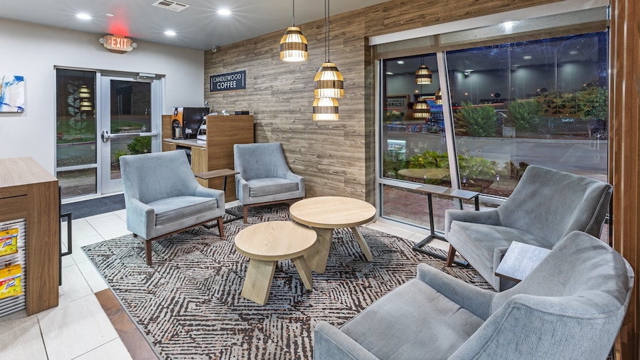 キャンドルウッド スイーツ マスコギー by IHG