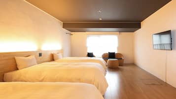 Phòng 3, không hút thuốc (flooring, Shower booth only) | 1 phòng ngủ, chăn bông, két bảo mật tại phòng, bàn