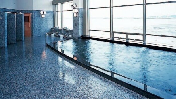 Piscine couverte