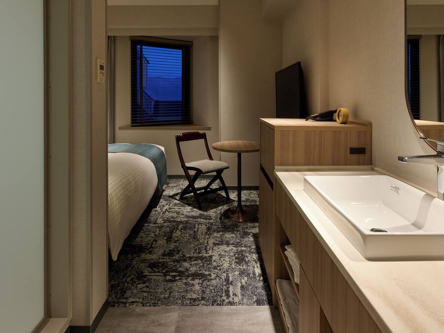 Double Room, Non Smoking (Simmons Bed) with Shower Booth