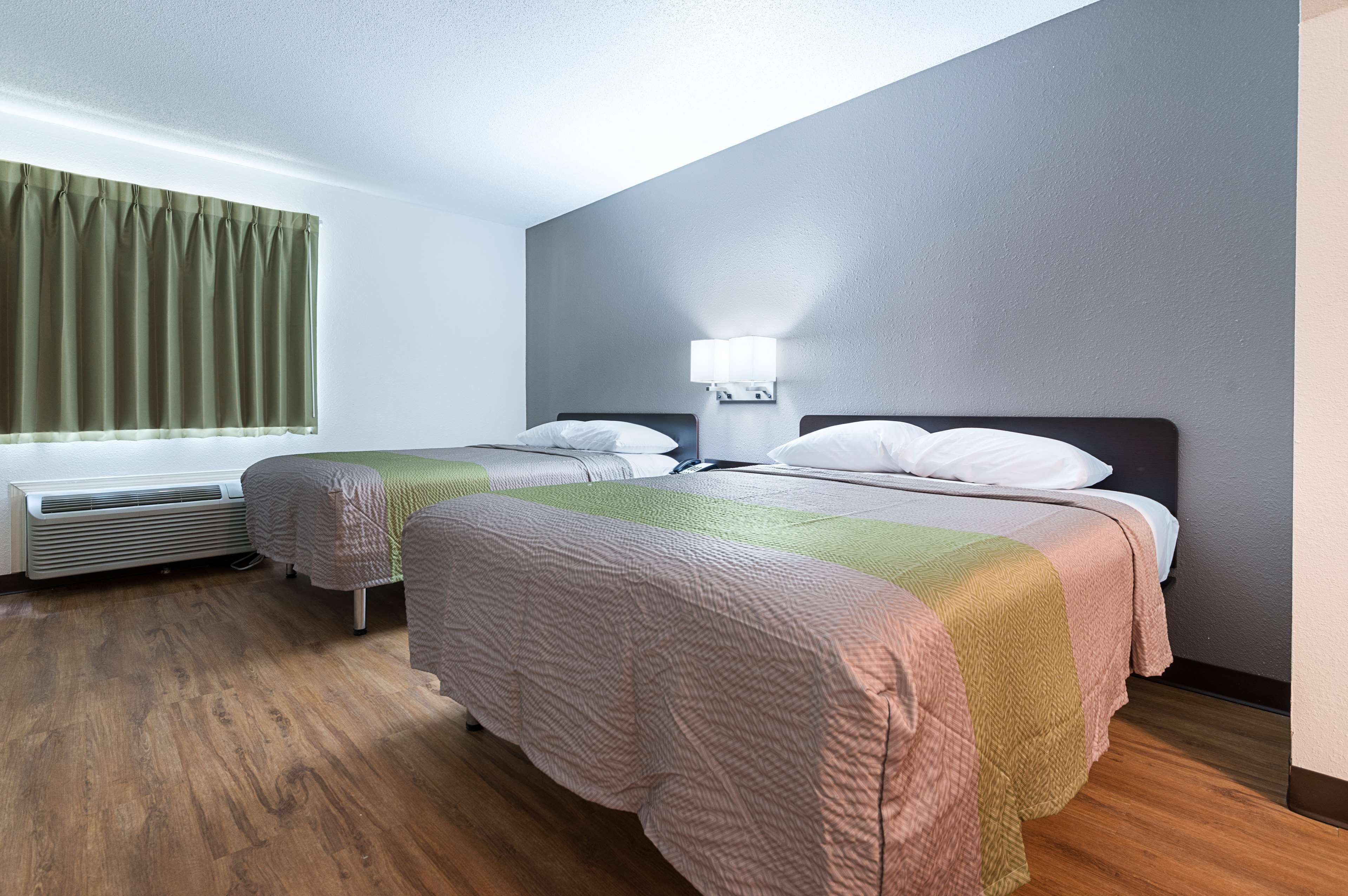 Desk, WiFi (free), bed sheets
