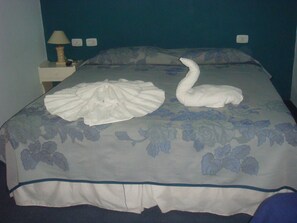 Room - Hotel Nuevo Madrid (Termas de Rio Hondo)