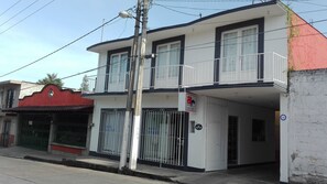 Façade de l’hébergement