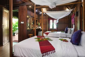 Minibar, in-room safe, desk, iron/ironing board - Malu Khmer Villa (Siem Reap)