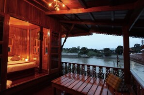 Riverfront Villa | View from room - Athithara Homestay (Ayutthaya)