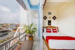 Doppia Superior | Una scrivania, Wi-Fi gratuito, lenzuola