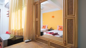 Room amenity - Green Hostel (Ayutthaya)