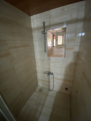 Superior-Zweibettzimmer | Badezimmer