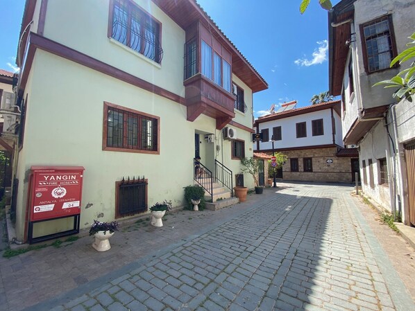 Front of property - Camel Apart (Antalya)
