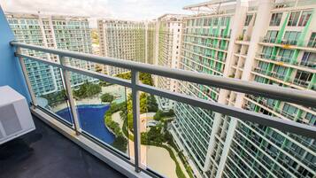 1 Bedroom Beach View | Balcony view