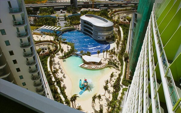 View from property - Siglo Suites @ The Azure Urban Resort Residences (Parañaque)