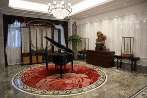 View from property - Shanghai Donghu Hotel (Shanghai)