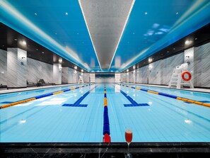 Indoor pool - Shanghai Donghu Hotel (Shanghai)