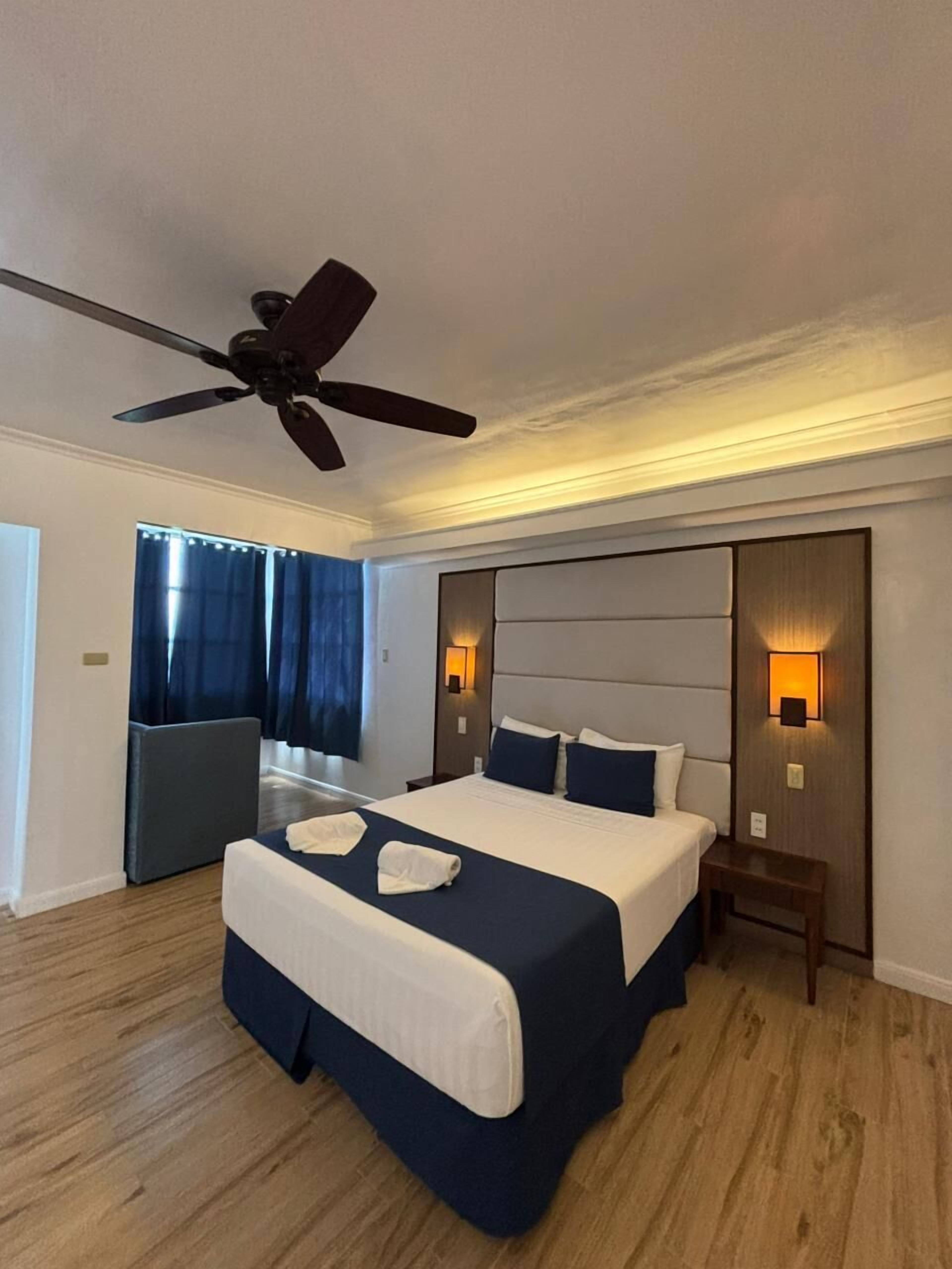 Premiere Deluxe | Minibar, caja fuerte, escritorio y sistema de insonorización