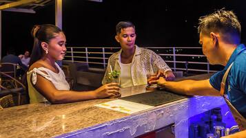 Bar panoramico, con vista sul mare, aperto tutti i giorni