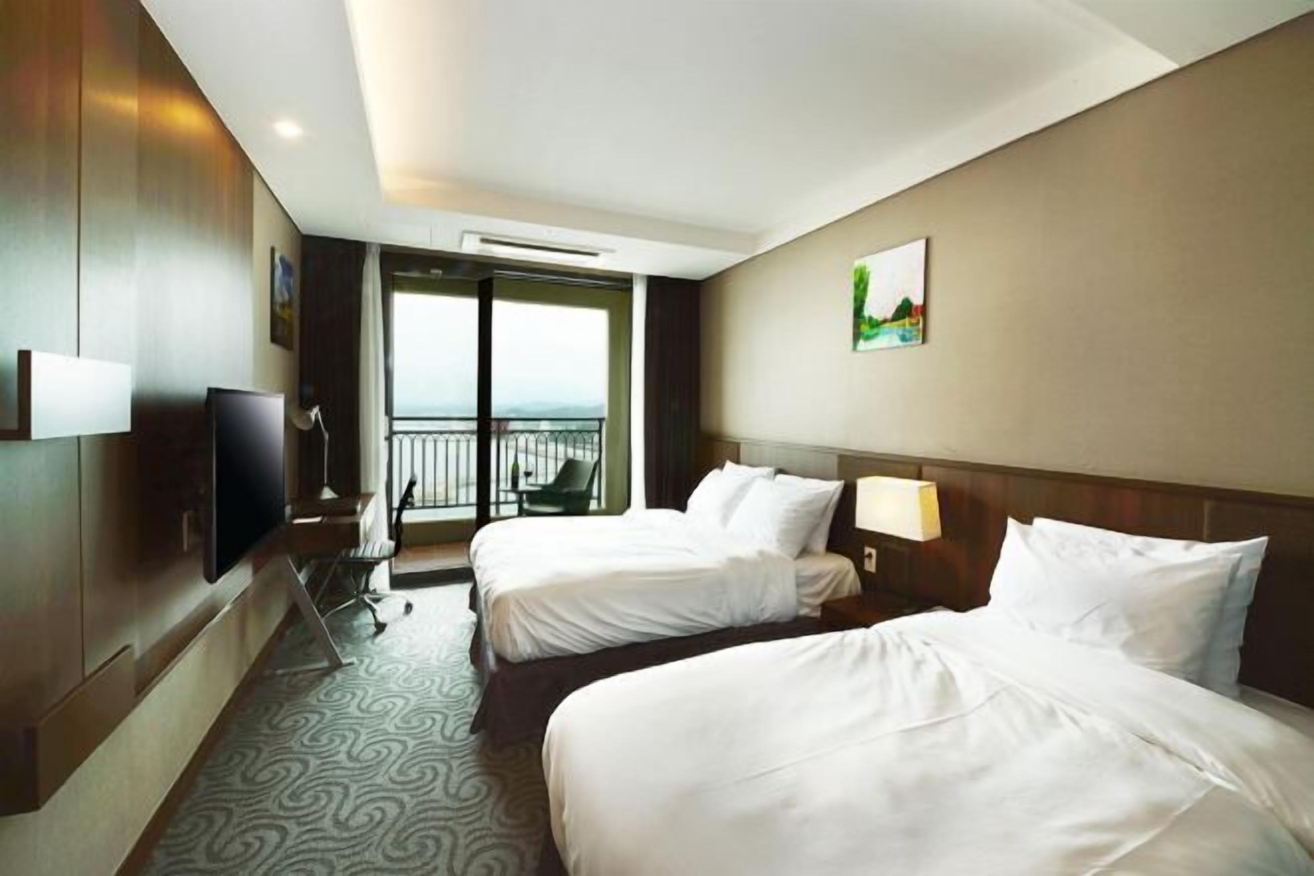 Desk, laptop workspace, blackout drapes, free WiFi