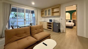 Suite | Living area | 24-inch TV with cable channels