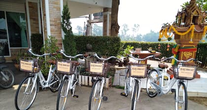 Khunyuw Hotel
