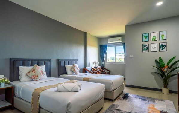 Minibar, desk, rollaway beds, free WiFi