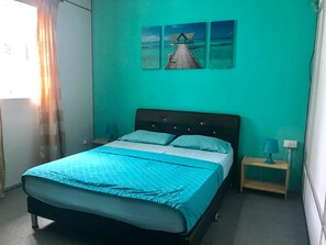 Wifi gratis y ropa de cama