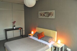 Standaard tweepersoonskamer (With Window) | Gratis wifi, beddengoed