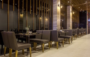 Breakfast, lunch and dinner served - Aroma Nha Trang Boutique Hotel (Nha Trang)