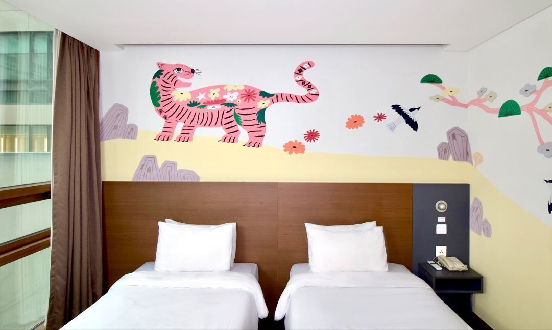 DIVE IN HOJAKDO ART STAY/ TWIN | Caja fuerte, cortinas opacas, sistema de insonorización y wifi gratis