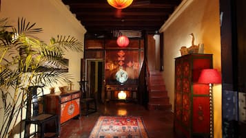 Ground Floor Suite | Premium bedding, minibar, in-room safe, desk