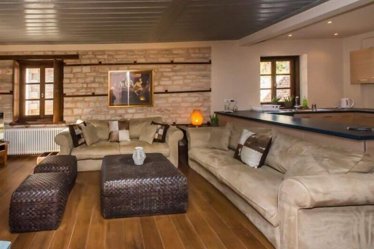 led tv, fireplace, dvd player