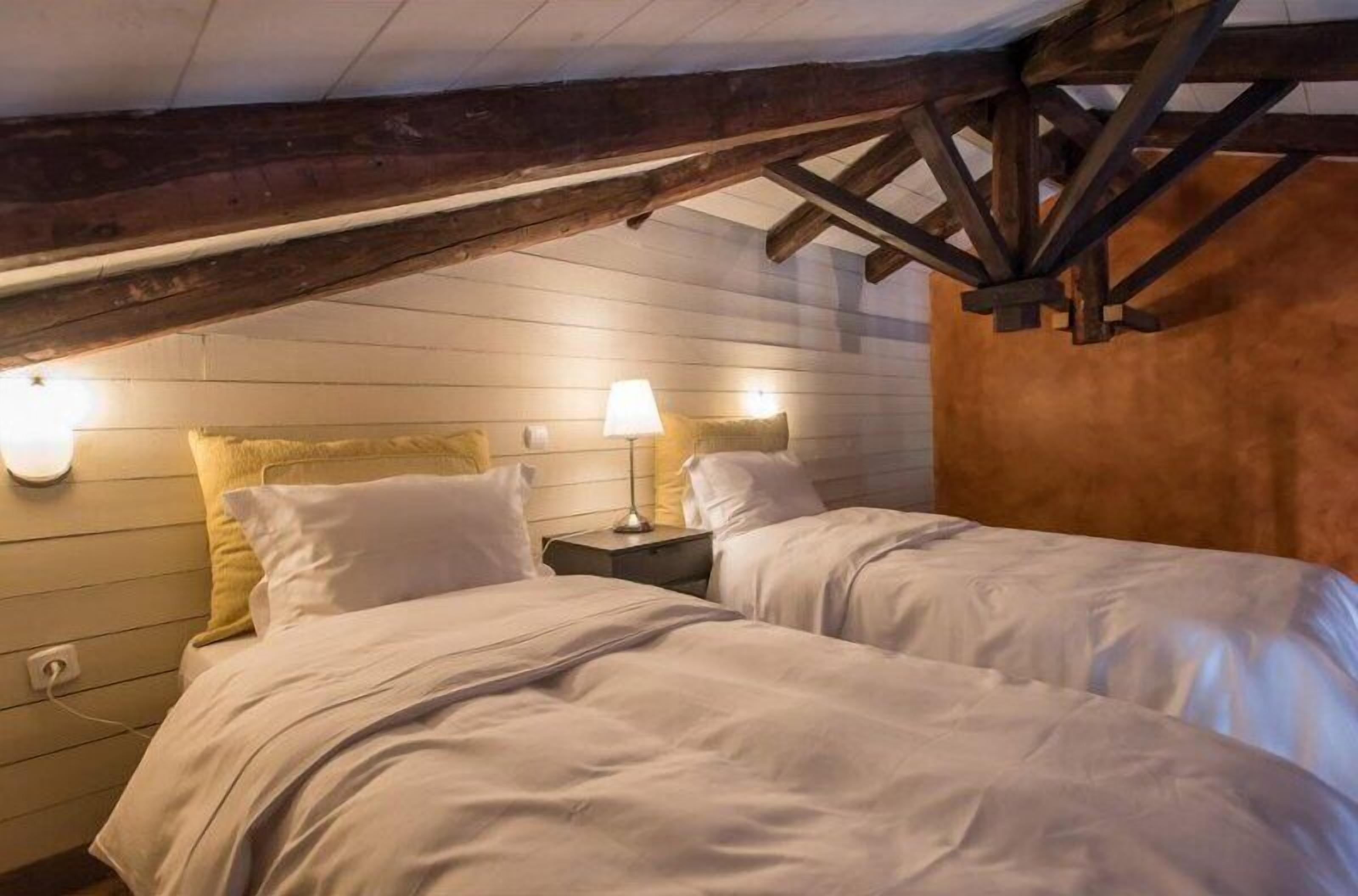 family suite | 3 bedrooms, premium bedding, soundproofing, iron/ironing board