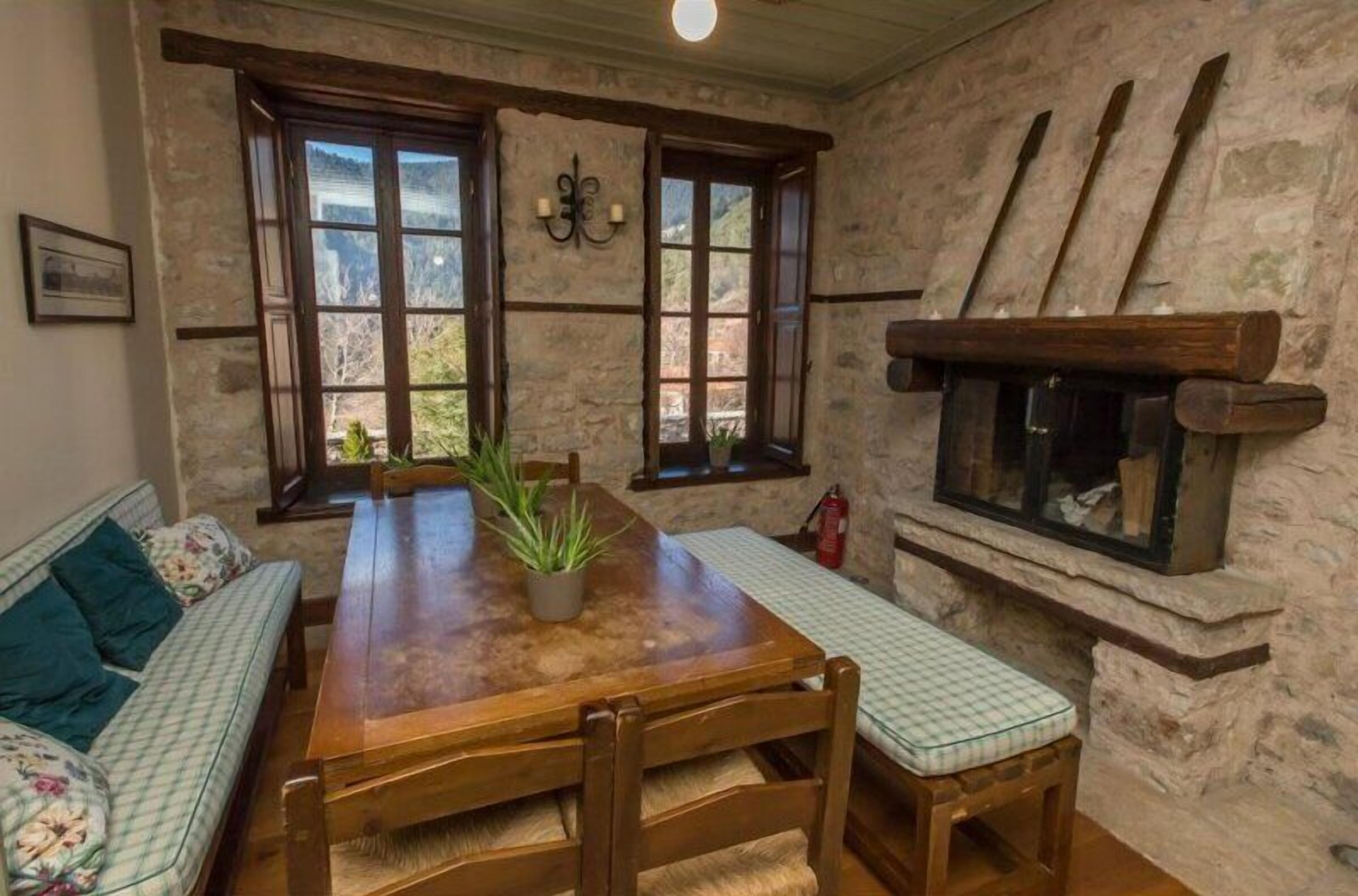 family suite | living room | led tv, fireplace, dvd player