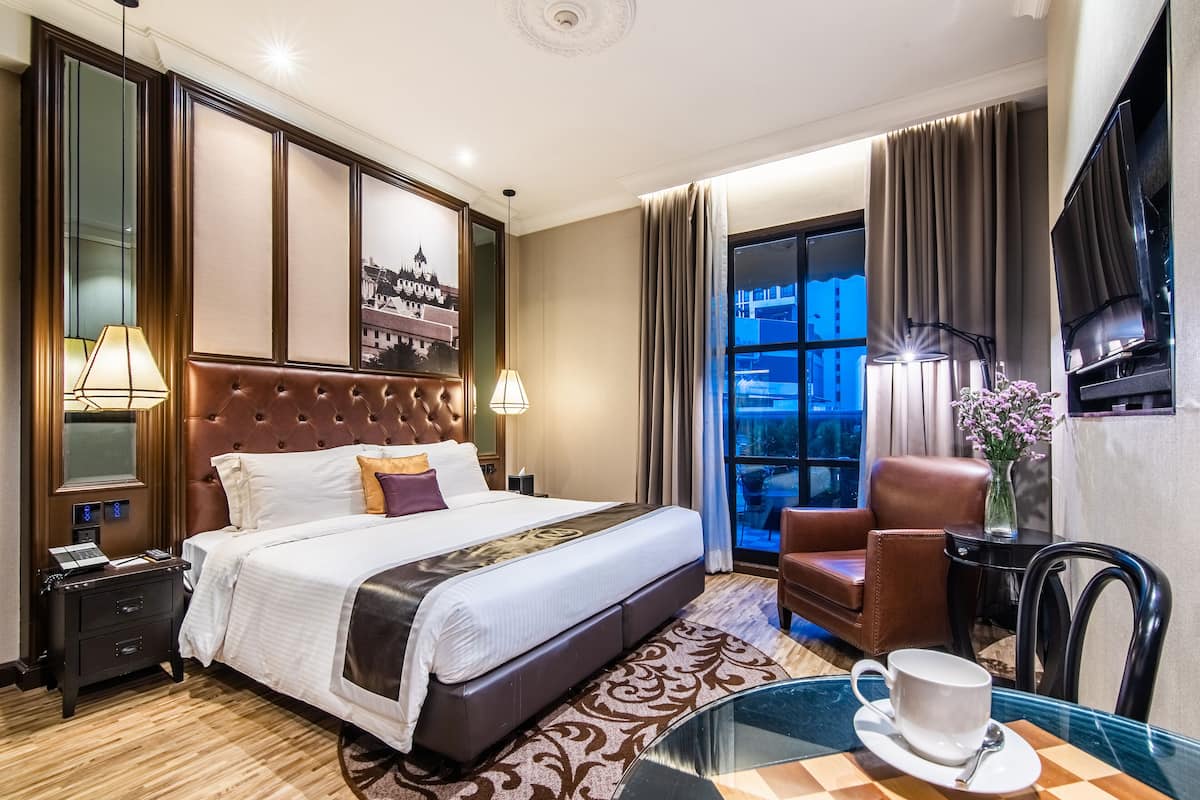 Deluxe studio, 1 kingsize bed, keuken | Hypoallergeen beddengoed, een kluis op de kamer, individueel gedecoreerd