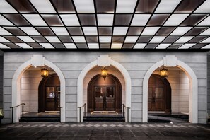 Mặt tiền nơi lưu trú