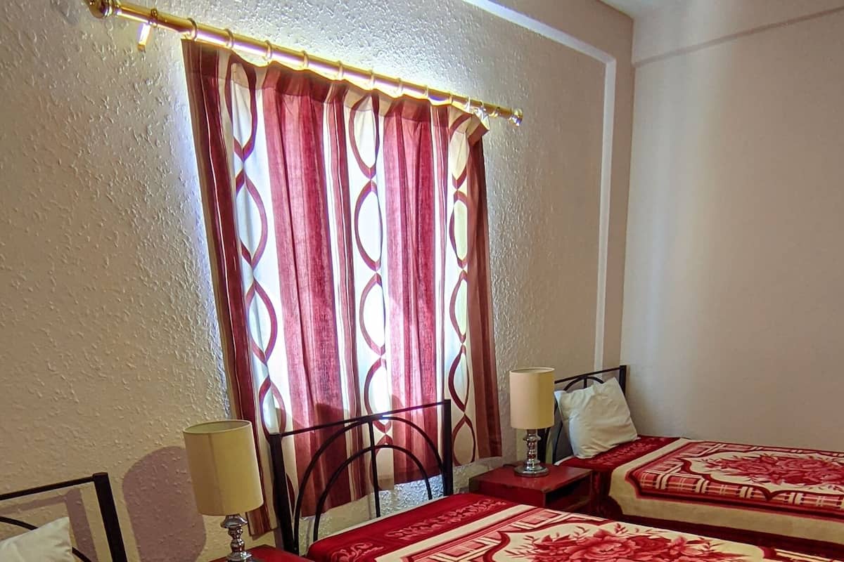 Free WiFi, bed sheets